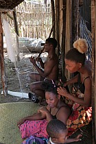 Canal de Pangalanes et village d'Andranokoditra - 