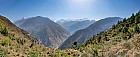 trekking de Syabru (1450 m ) à Gatlang (2300 m), 6h de marche y compris pause déjeuner - à gauche, Langtang Lirung