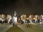 Noël - Statue du gnral de Gaulle