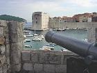 Dubrovnik  - En face, le fort Saint-Jean