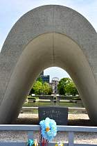 Hiroshima et Miyajima - Cnotaphe du parc de la Paix