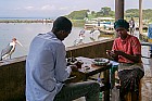 Lac Hora � Awasa - March� aux poissons