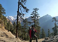 trekking de Somdang (3270 m) à Tipling (2100m) par un col à 3900 m - Notre guide Chandra